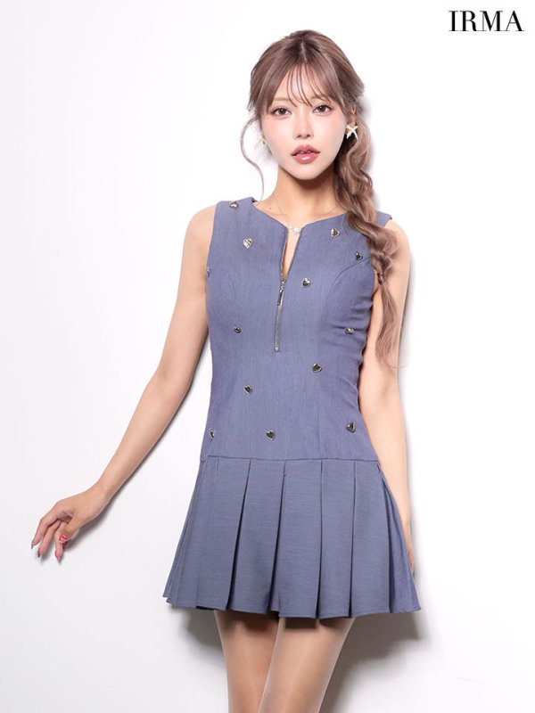 サンドブルー　モデル：如月れい　身長：167cm　着用サイズ：Sサイズ