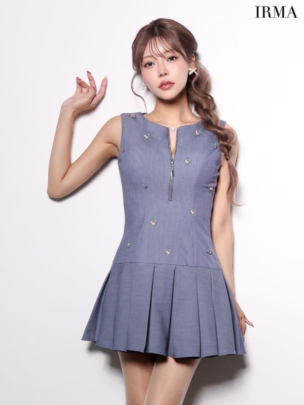 サンドブルー　モデル：如月れい　身長：167cm　着用サイズ：Sサイズ