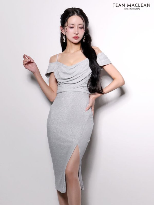 シルバー　モデル：まおちゃる　身長：158cm　着用サイズ：Sサイズ