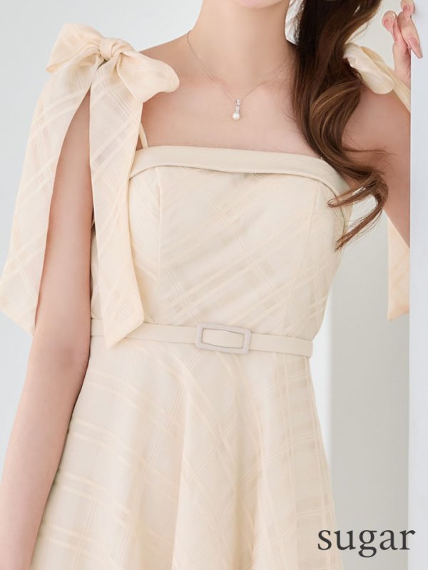 シャンパン モデル：あすか　身長：170cm　着用サイズ：Sサイズ