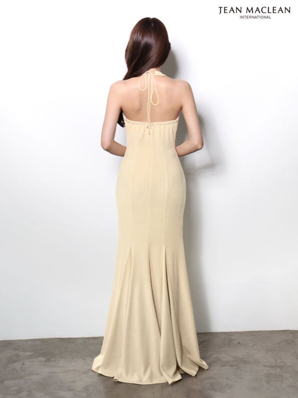 シャンパン モデル：みほ　身長：162cm　着用サイズ：Sサイズ