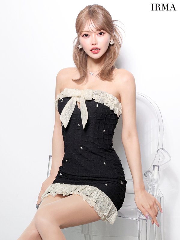 ブラック　モデル：如月れい　身長：156cm　着用サイズ：Sサイズ