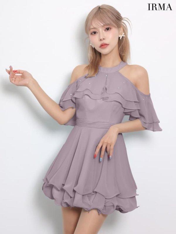 アースモーヴ　モデル：如月れい　身長：156cm　着用サイズ：Sサイズ