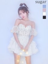 XSサイズあり【IRMA/イルマ】2way/ パフスリーブ付き/ ベア/ オフショルダー/ 立体フラワー/ 刺繍レース/ 2段フリル/ ティアード/ ウエストシアー/ ビジュー/スピンドル/ フリル/ Aライン/ フレア/ ミニドレス/ キャバドレス[OF2A]