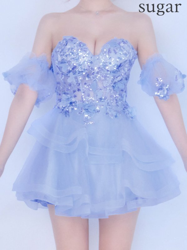 ブルー　モデル：三上悠亜　身長：159cm　着用サイズ：Sサイズ