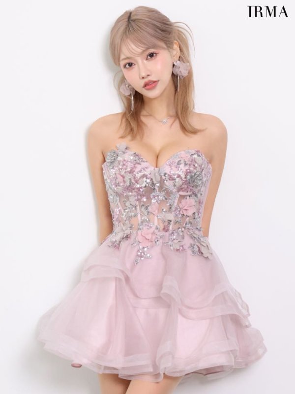グレージュピンク モデル：如月れい　身長：156cm　着用サイズ：Sサイズ