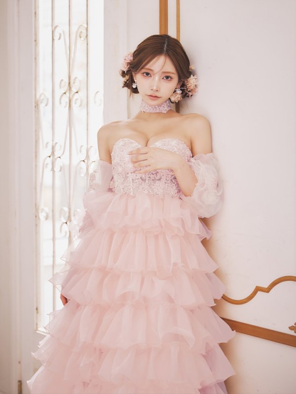 ピンクベージュ　モデル：まみ　身長：161cm　着用サイズ：Sサイズ