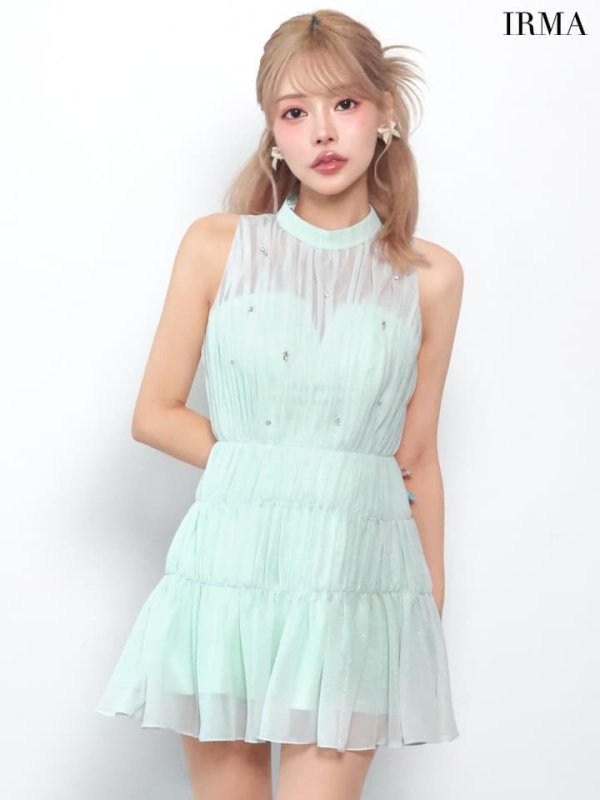 グリーン　モデル：如月れい　身長：156cm　着用サイズ：Sサイズ