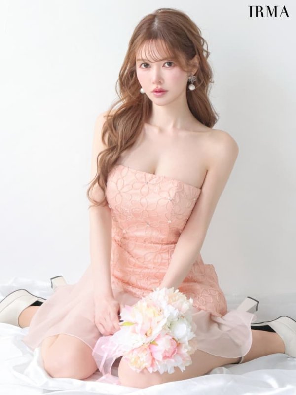 ピンク　モデル：ゆめ　身長：160cm　着用サイズ：Sサイズ