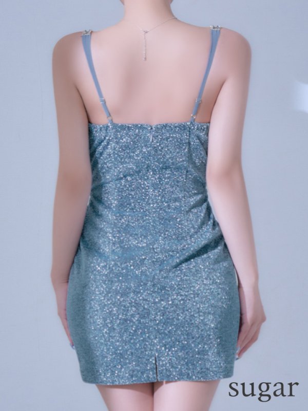 ペリーブルー　モデル：如月れい　身長：156cm　着用サイズ：Sサイズ