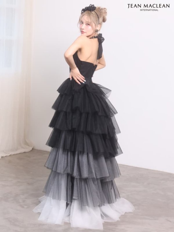 ブラック　モデル：如月れい　身長：156cm　着用サイズ：Mサイズ