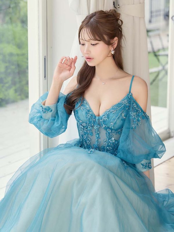ブルーグリーン　 モデル：るりぴ　身長：165cm　着用サイズ：Sサイズ