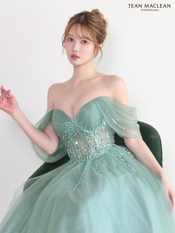 セージグリーン　モデル：ゆめ　身長160cm　着用サイズ：Mサイズ