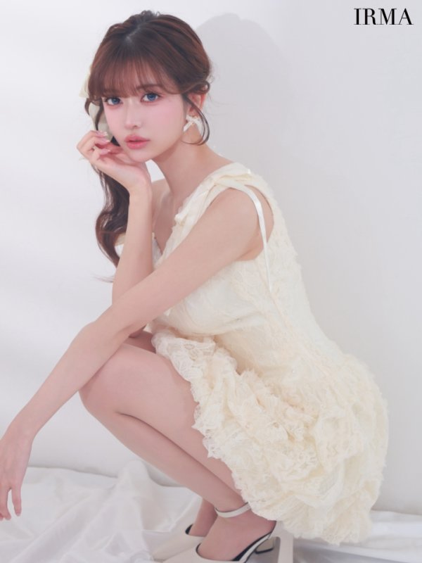 シャンパン　モデル：飛鳥　身長：160cm　着用サイズ：Sサイズ