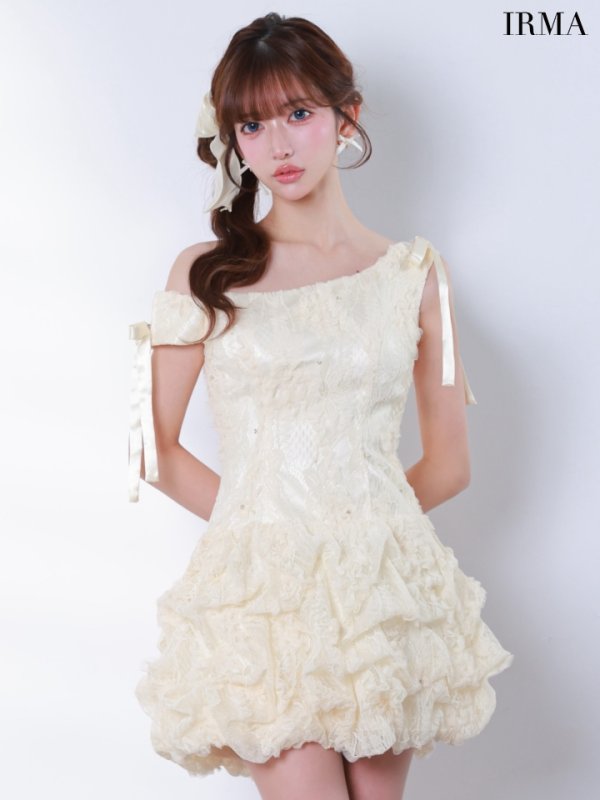 シャンパン　モデル：飛鳥　身長：160cm　着用サイズ：Sサイズ