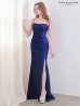 ダークブルー　モデル：リサ　身長：164cm　着用サイズ：Mサイズ
