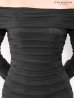 ブラック　モデル：リサ　身長：164cm　着用サイズ：Sサイズ