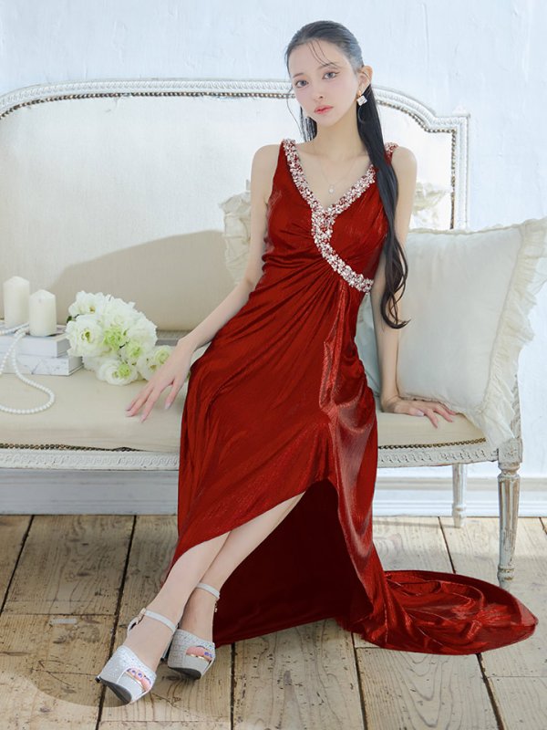 レッド モデル:まおちゃる 身長:158cm:Sサイズ