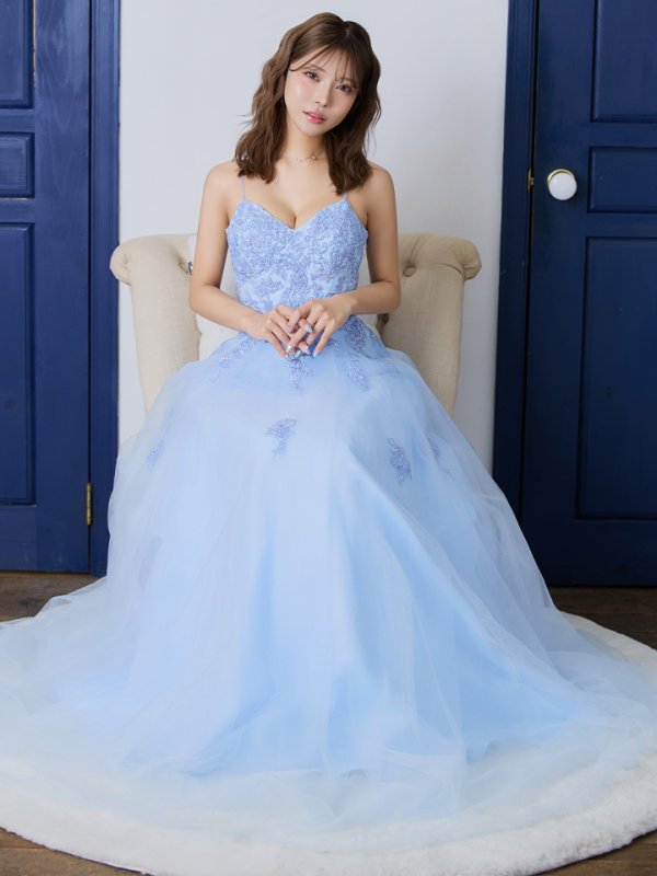 ブルー モデル:如月れい 身長:156cm 着用サイズ:Sサイズ