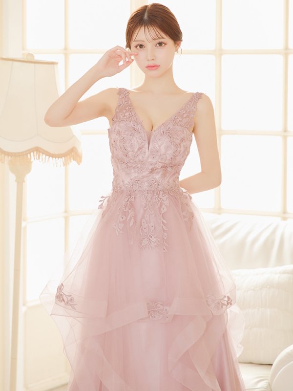 ピンク モデル:ももか 身長:156cm:Sサイズ