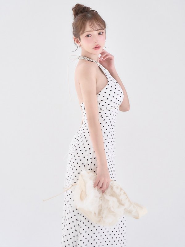 ホワイト　モデル：りな　身長：160cm　着用サイズ：Sサイズ