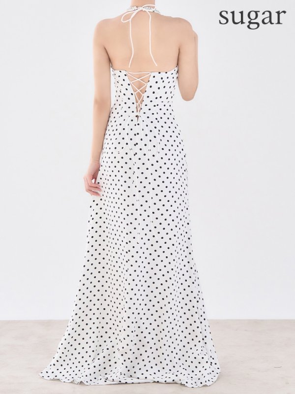 ホワイト　モデル：りな　身長：160cm　着用サイズ：Sサイズ