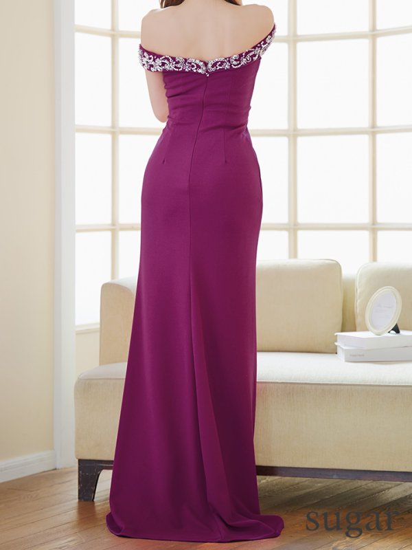 パープル モデル:真優川咲 身長:158cm 着用サイズ:Sサイズ