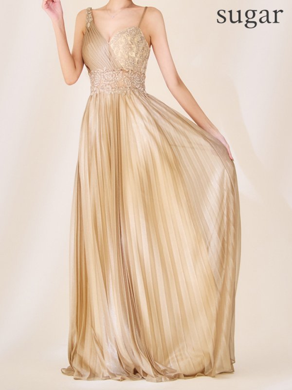 ゴールド モデル：まおちゃる　身長：158cm　着用サイズ：Sサイズ