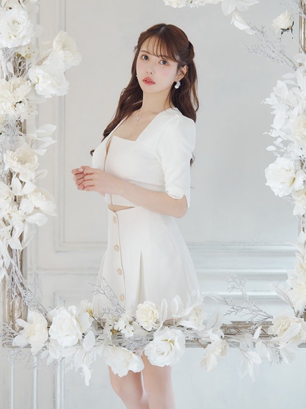 ホワイト モデル:ゆめ 身長:160cm 着用サイズ:Sサイズ