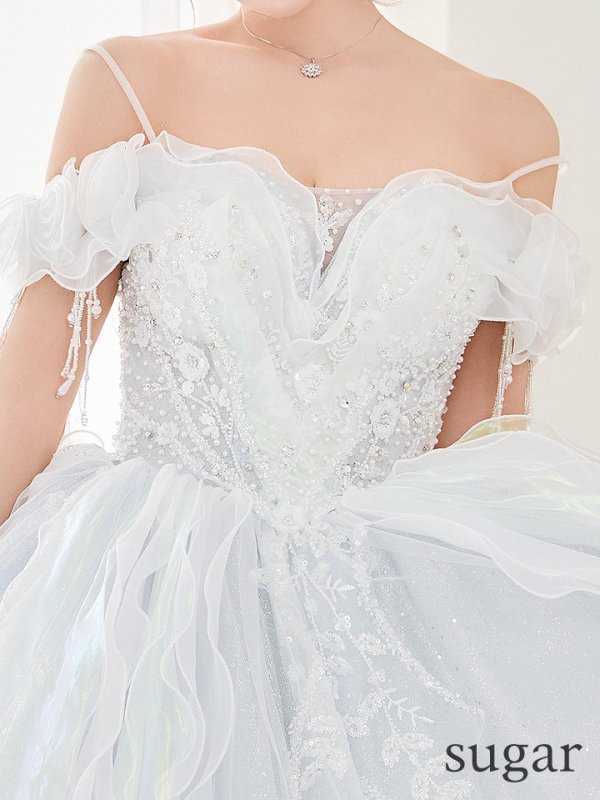 ホワイトブルー モデル:明日花キララ 身長:162cm 着用サイズ:S(XS〜M)サイズ