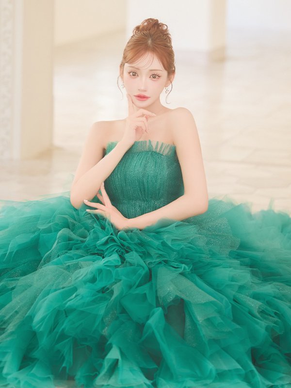 グリーン モデル:明日花キララ 身長:162cm 着用サイズ:S (XS〜M)サイズ