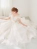 ホワイト モデル：明日花キララ　身長：162cm　着用サイズ：S(XS〜M)サイズ