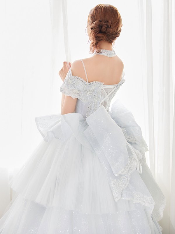 ホワイトブルー モデル:明日花キララ 身長:162cm 着用サイズ:S (XS〜M)サイズ