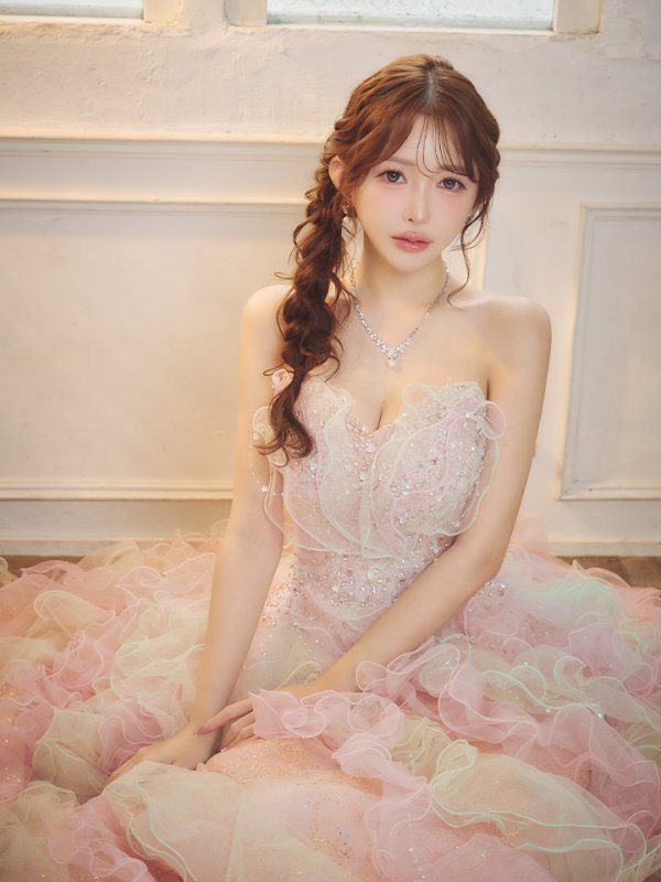 アイボリーピンク　モデル：りな　身長：160cm　着用サイズ：S(XS〜M)着用