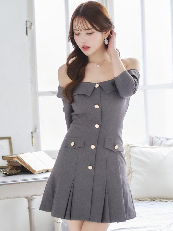 画像13: XSサイズあり【an /アン】オフショルダー/ 袖あり/ ハーフスリーブ/ ボタン/ プリーツ/ Aライン/ ミニドレス/ キャバドレス[OF05]