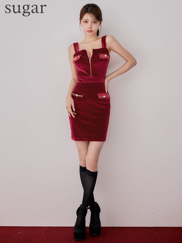 ワインレッド　モデル：ももか　身長：156cm　着用サイズ：Sサイズ