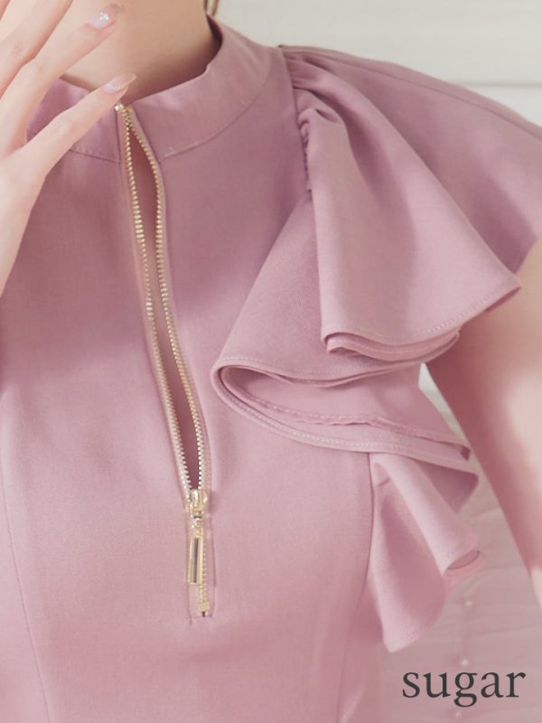 ピンク モデル:あすか 身長:170cm 着用サイズ:Sサイズ