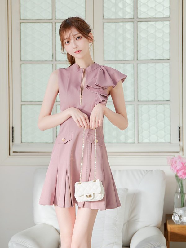 ピンク モデル:あすか 身長:170cm 着用サイズ:Sサイズ