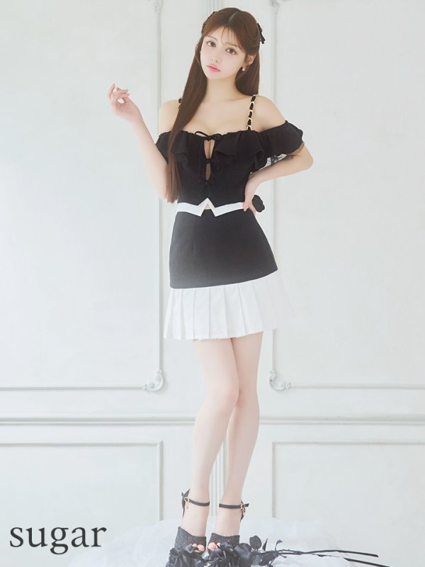 ブラックxホワイト モデル:ももか 身長:156cm 着用サイズ:Sサイズ