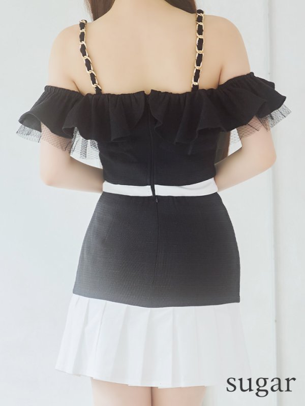 ブラックxホワイト モデル:ももか 身長:156cm 着用サイズ:Sサイズ