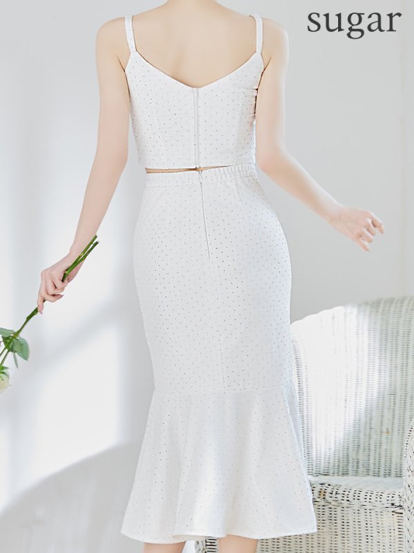 ホワイト モデル:ゆめ 身長:160cm 着用サイズ:Sサイズ