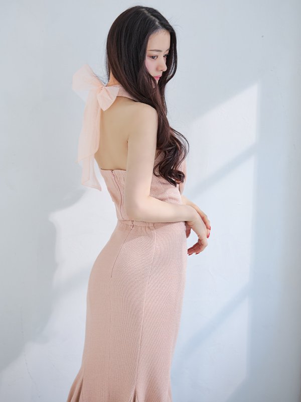 ベージュ モデル:るな 身長:159cm 着用サイズ:Sサイズ