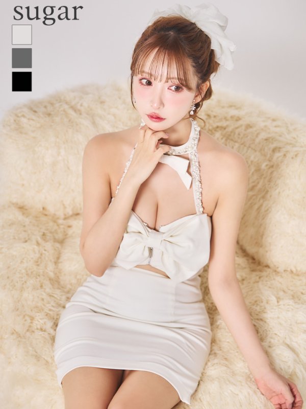 ホワイト モデル：三上悠亜　身長：159cm　着用サイズ：Sサイズ