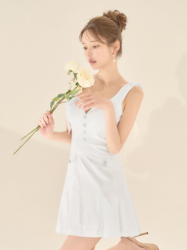 ホワイト モデル：ゆめ　身長：160cm　着用サイズ：Sサイズ