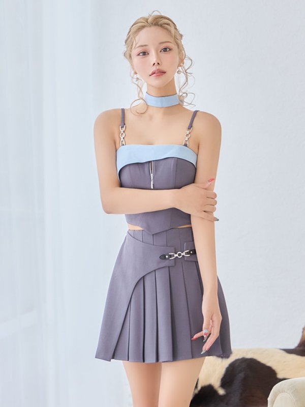 ブルー×グレー モデル：如月れい　身長：156cm　着用サイズ：Sサイズ