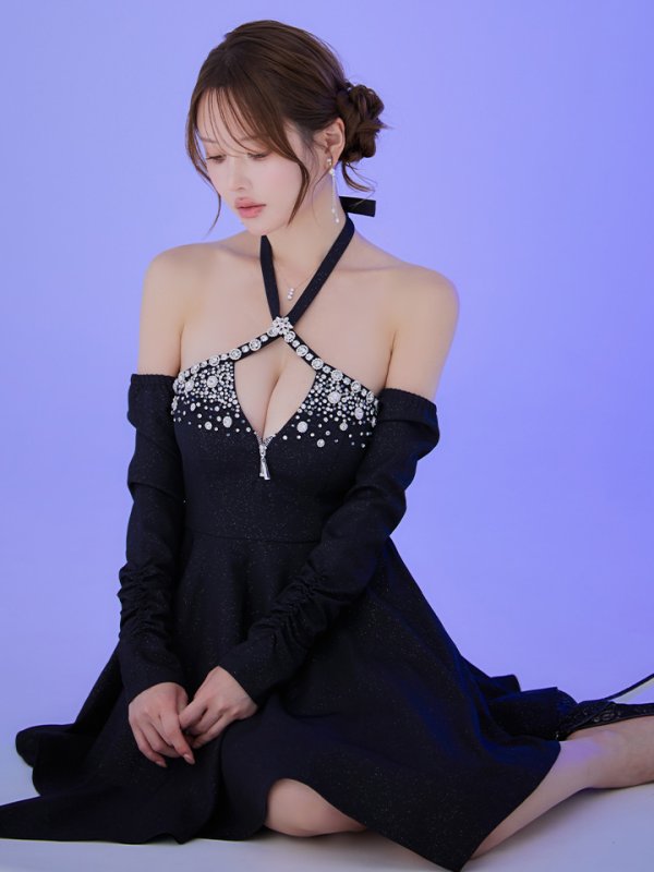 ブラック モデル：ゆめ　身長：160cm　着用サイズ：Sサイズ