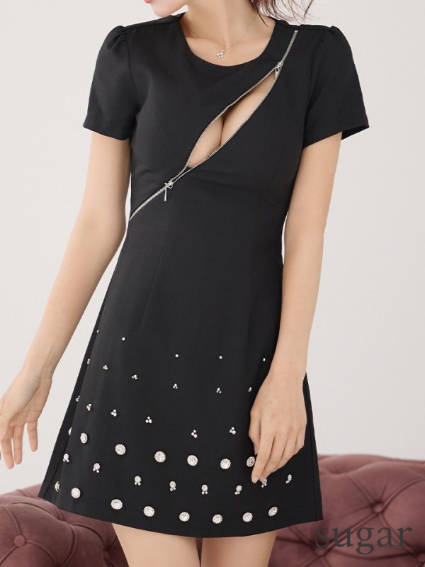 ブラック　モデル：まりん　身長：164cm　着用サイズ：Sサイズ