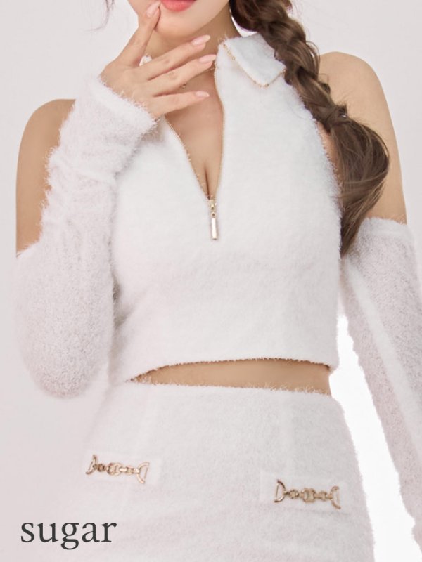 ホワイト　モデル：三上悠亜　身長：159cm　着用サイズ：Sサイズ