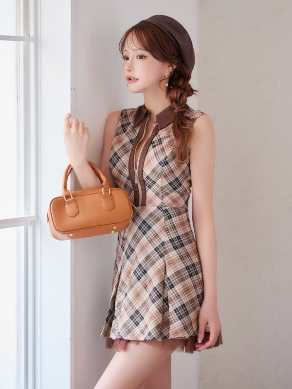 ブラウン モデル：れみ　身長：163cm　着用サイズ：Sサイズ