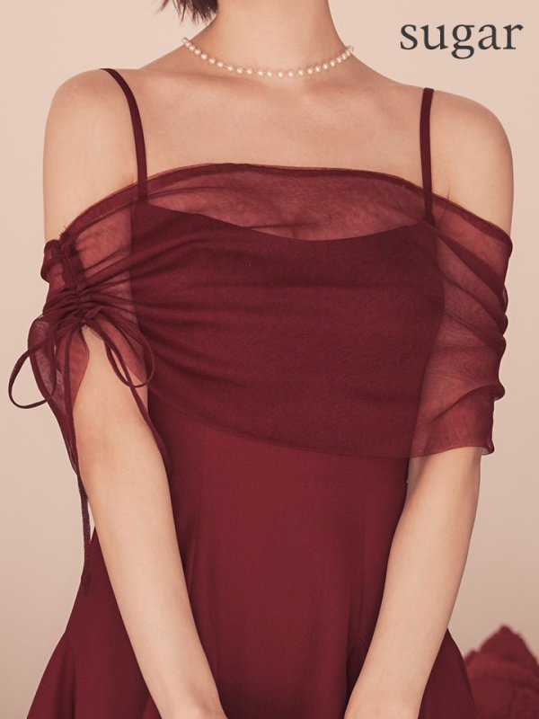 ワインレッド　モデル：りこ　身長：156cm　着用サイズ：Sサイズ